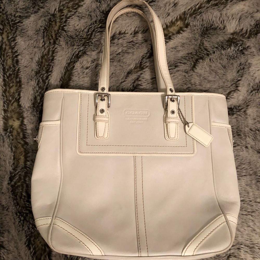 Coach Hampton Shoulder Bag in White Leather
